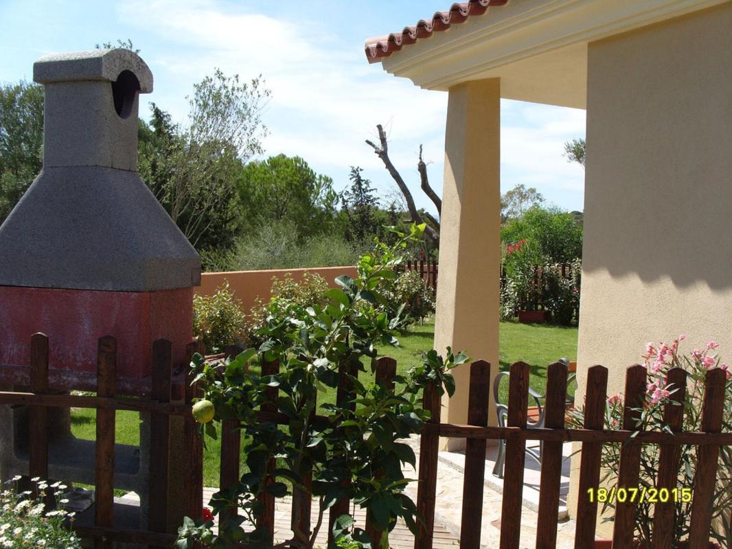 Casadelfaro Con Giardino A Pittulongu 600Metri Dalla Spiaggia 올비아 외부 사진